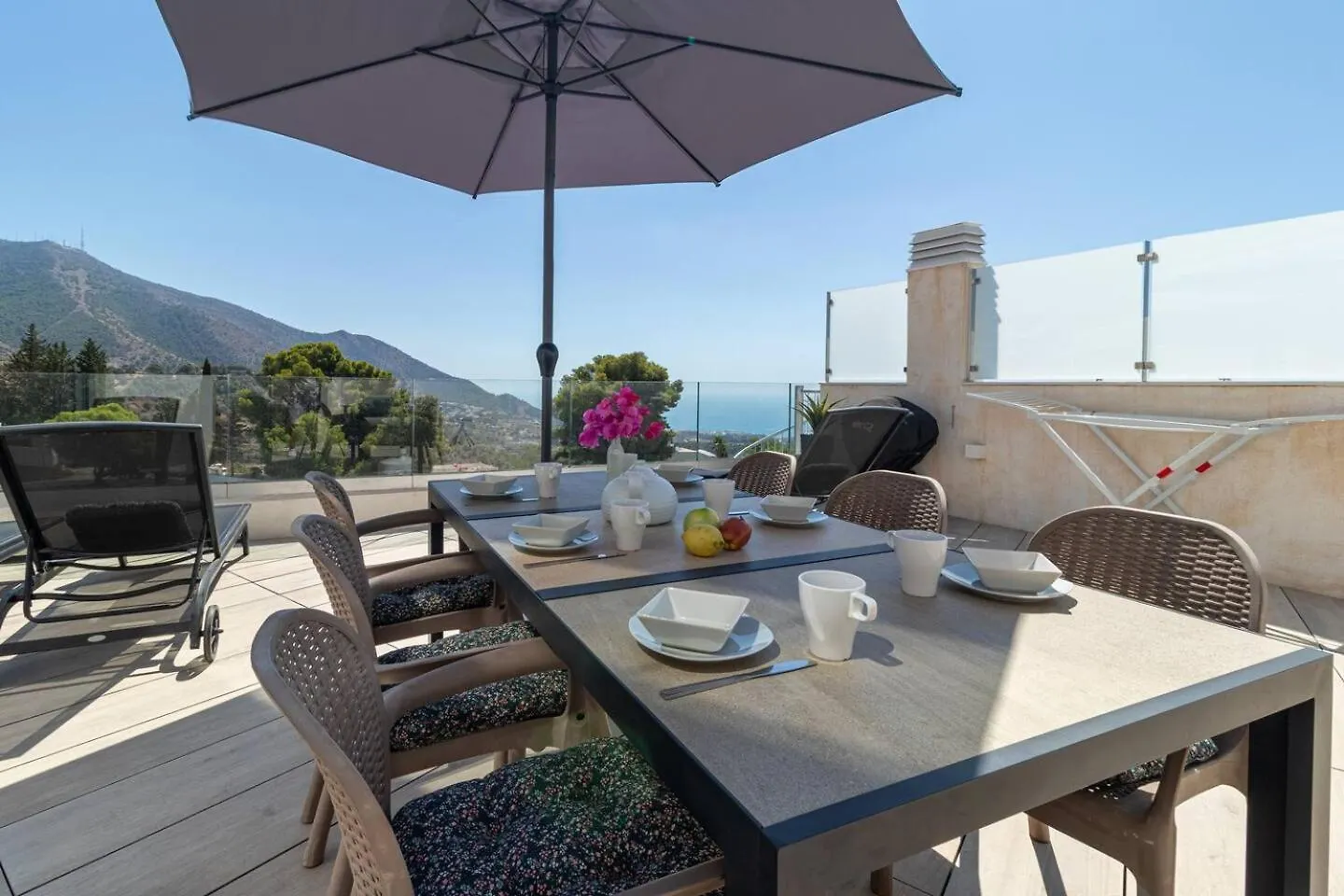 شقة Seaview 3-Bed Flat With 2 Terraces Mijas Pueblo