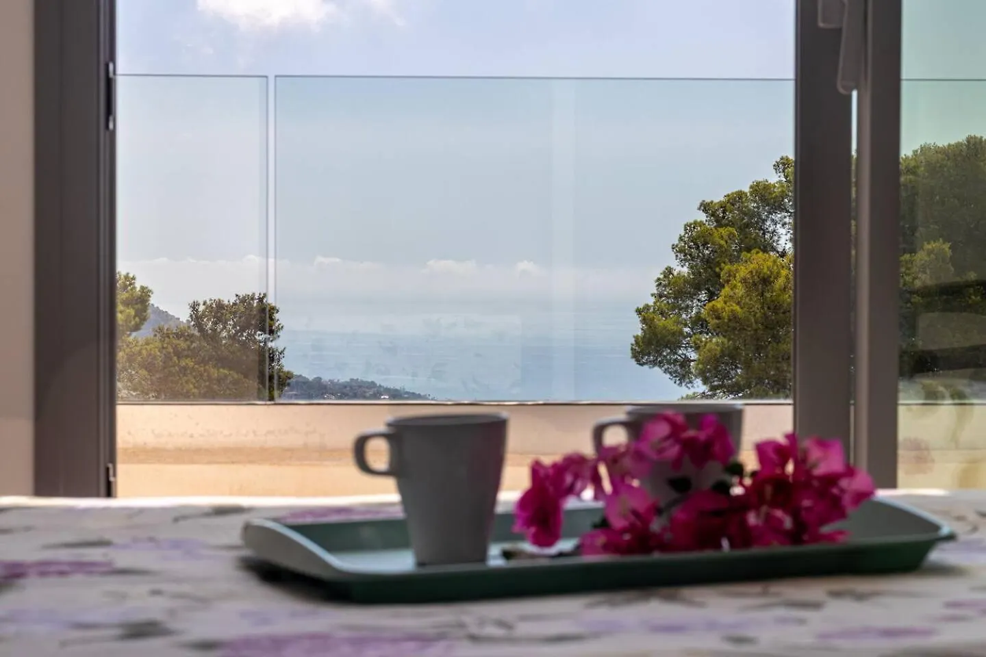 Апартаменты Seaview 3-Bed Flat With 2 Terraces Mijas Pueblo