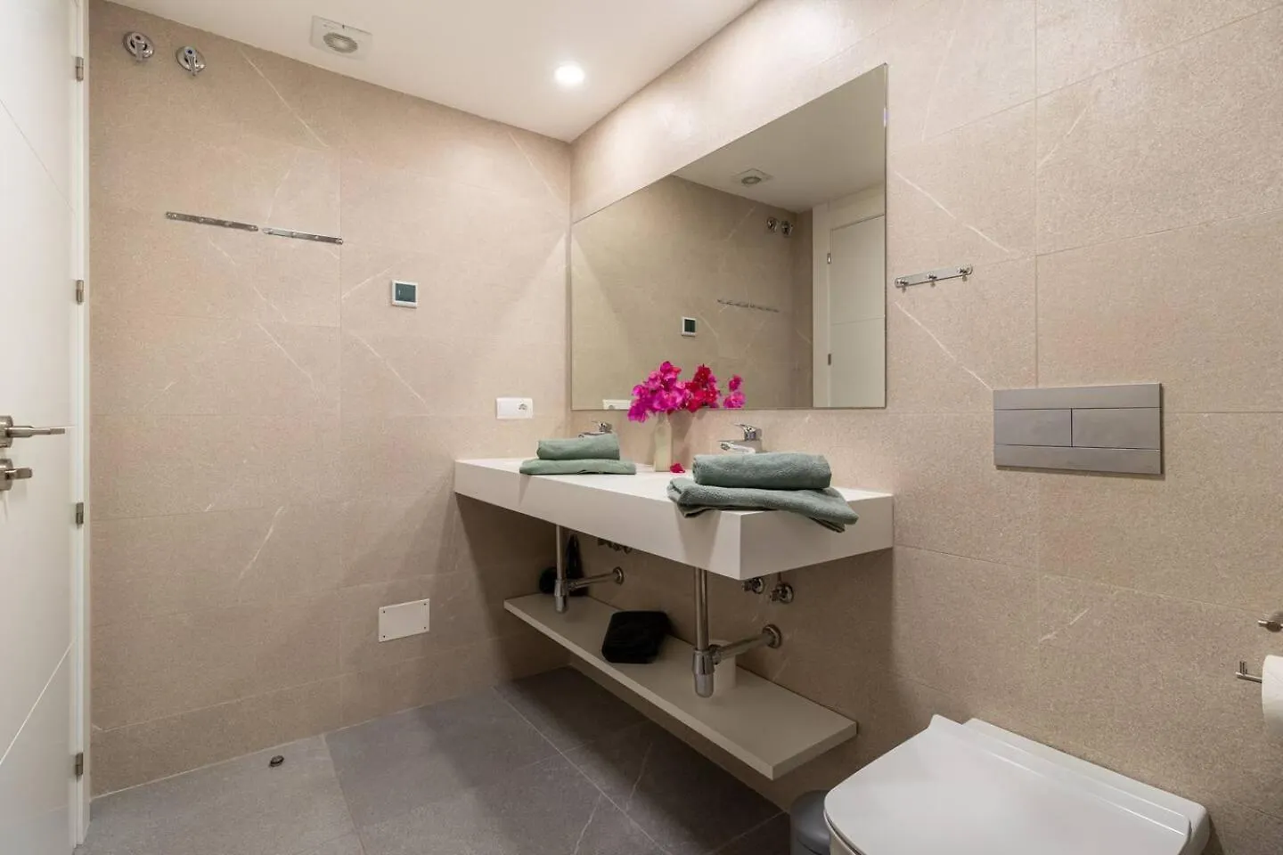 Апартаменты Seaview 3-Bed Flat With 2 Terraces Mijas Pueblo Испания